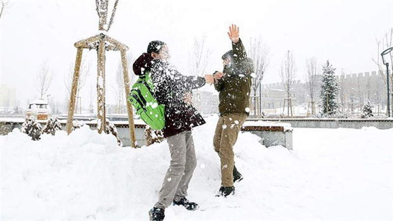 Ankara'da Okullar Tatil Edildi