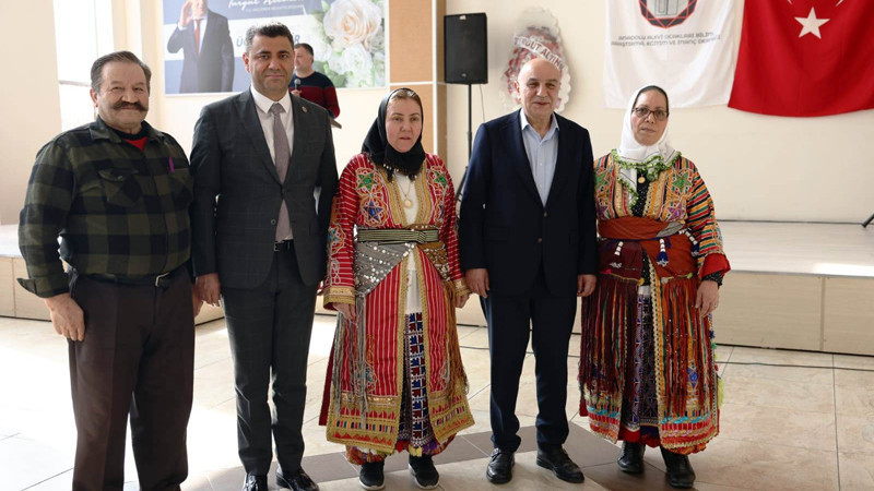 Turgut Altınok Alevi Dedeleriyle Bir Araya Geldi