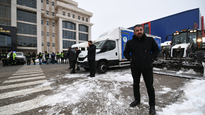 Pursaklar Belediyesi'nden Deprem Bölgelerine Yardım Eli