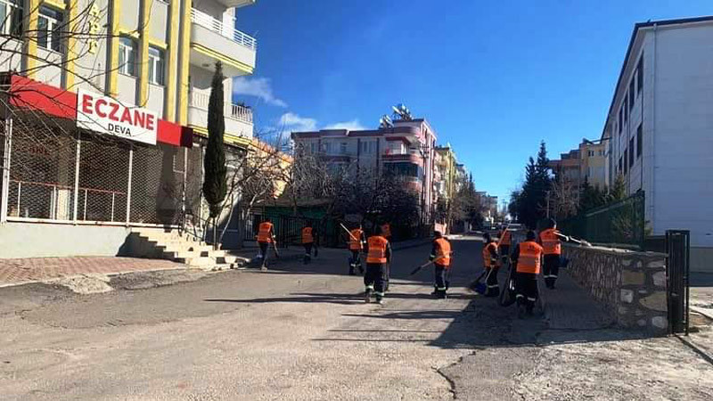 Sincan Belediyesi Ekipleri Adıyaman'ı Temizliyor