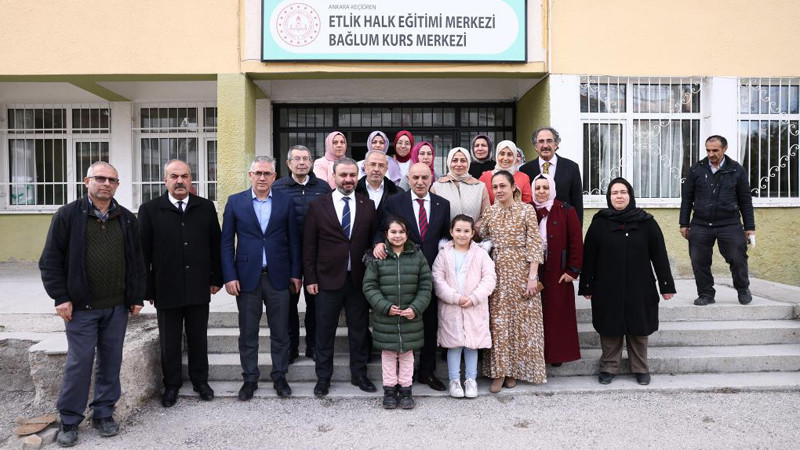 Etlik Halk Eğitim Merkezi'ne Dikiş Makinesi Desteği