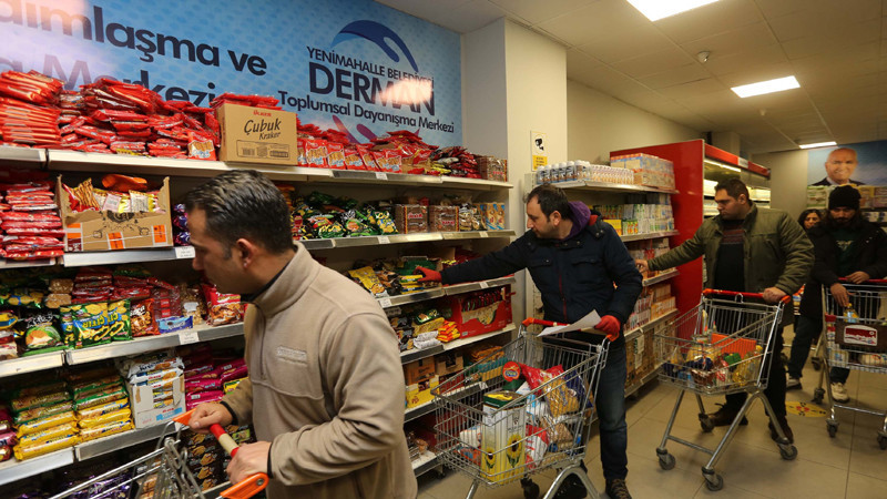 Yenimahalle'de Derman Market İle Yaralar Sarılıyor