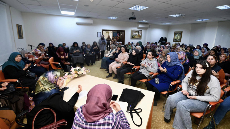 Pursaklar'da Berat Kandili'nde Depremzedeler Unutulmadı