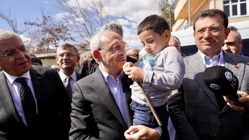 Kılıçdaroğlu'na 'Sayın Cumhurbaşkanım' Diye Hitap Etti