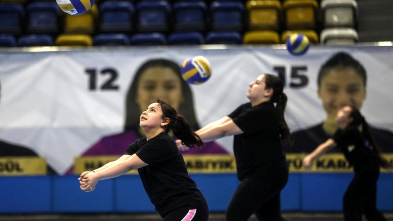 Yenimahalle Belediyesi Yeni Sporcularını Bekliyor