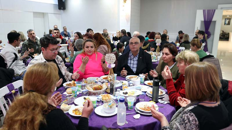 Rumeliler Yenimahalle'de İftar Sofrasında Buluştu