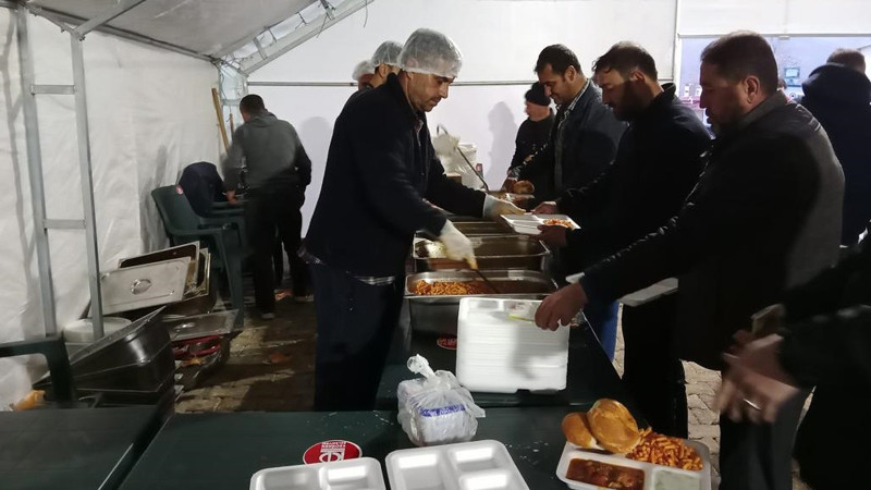 Keçiören'de Günlük 2 Bin 500 Kişiye İftar Yemeği