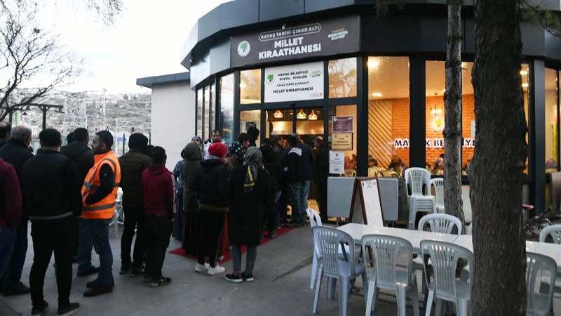 Mamak Millet Kıraathaneleri'nde İftar Sevinci