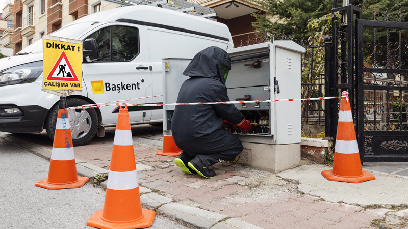 Başkent EDAŞ Ankara'yı Aydınlatmaya Devam Ediyor