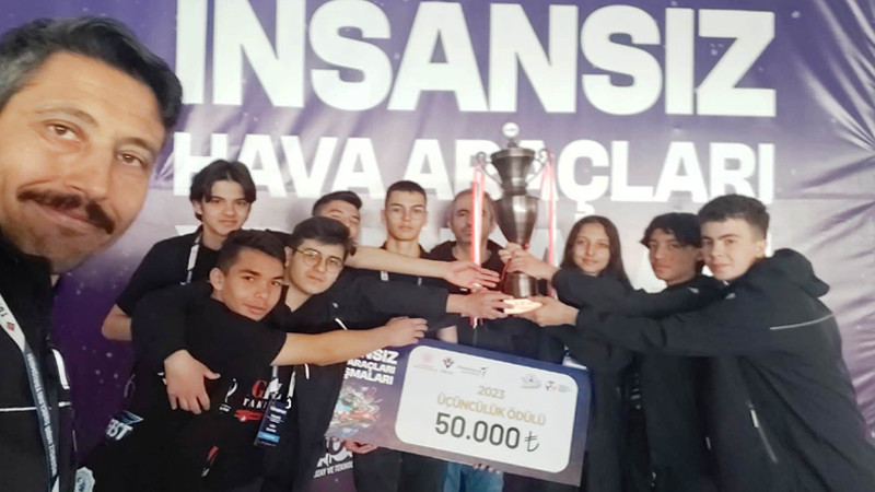 TEKNOFEST'te Kahramankazan Takımı Türkiye Üçüncüsü Oldu
