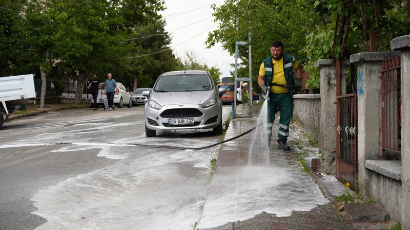 Keçiören Sokakları Tazyikli Sularla Yıkanıyor