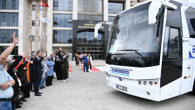Pursaklar'ın Genç Kampçıları Yola Çıktı