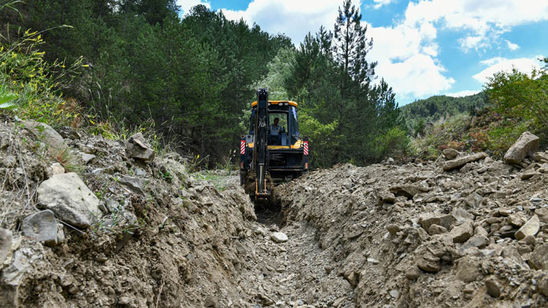 Başkent'te Sulama Kanalları Temizleniyor