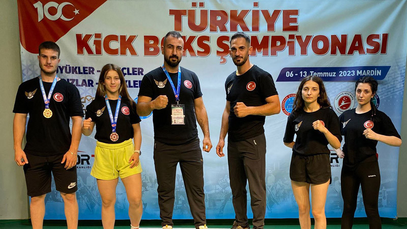 Yenimahalle Kick Boks'ta 4'te 4 Yaptı