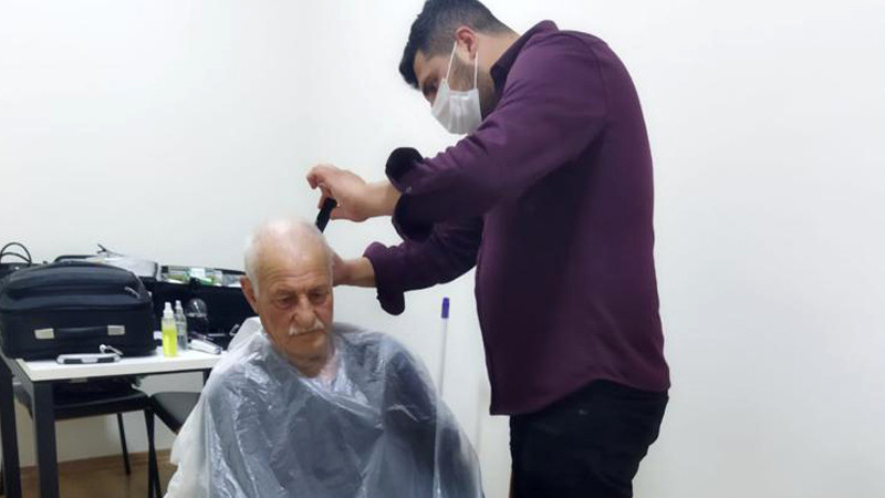 Çankayalılara Evde Kişisel Bakım Yapılıyor