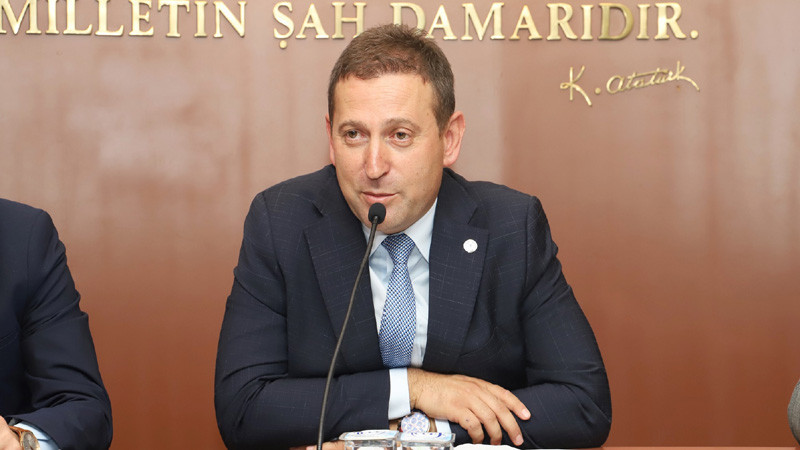 Ankara'da Berberlere 'Mavi Bayrak' Uygulaması