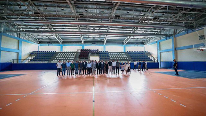 Çardak Kapalı Spor Salonu ve Gençlik Merkezi