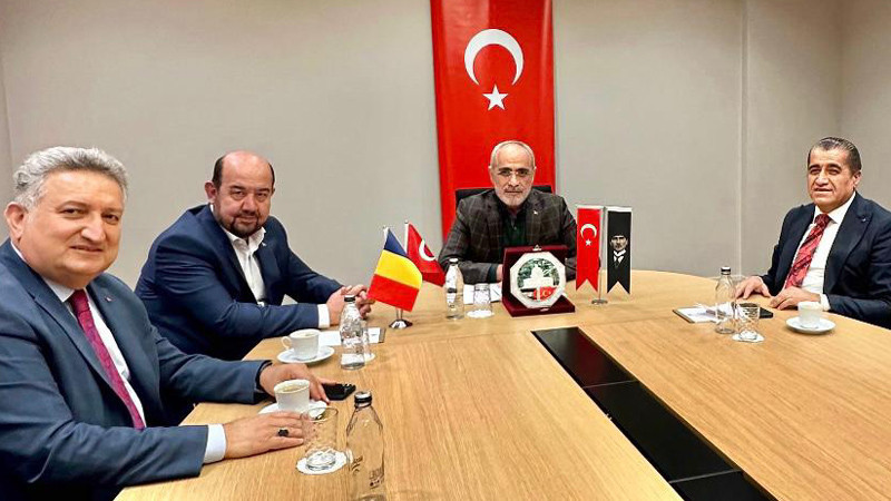 Yalçın Topçu Romanya Ticaret Odası Başkanını Ağırladı