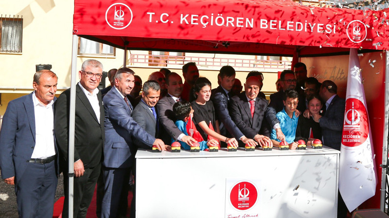 Şefkat Mahallesi'ne 100. Yıl Kapalı Spor Salonu Yapılıyor
