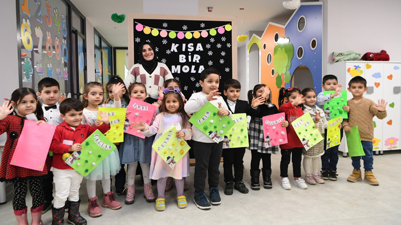 Mamak'ta Minikler İlk Karnelerini Aldılar