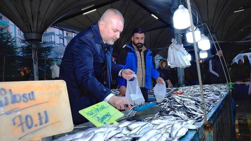 AK Parti Yenimahalle Adayı Pazarcı Esnafıyla Buluştu