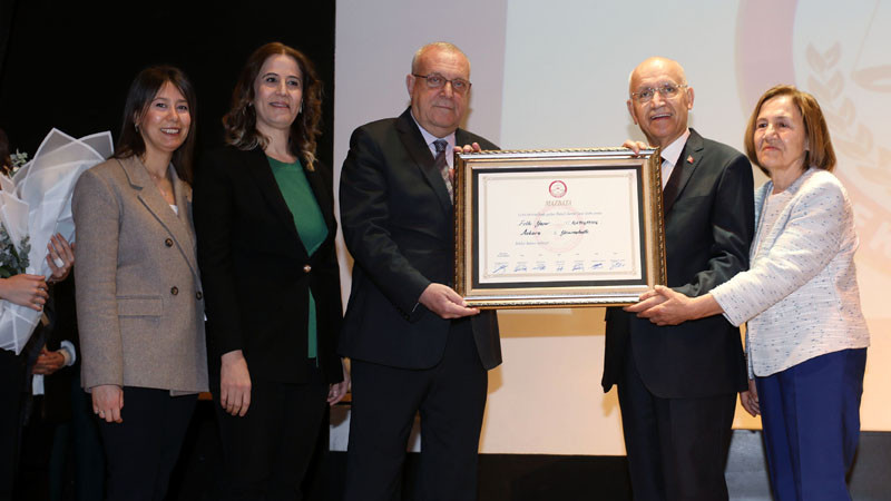Fethi Yaşar Mazbatasını Teslim Aldı