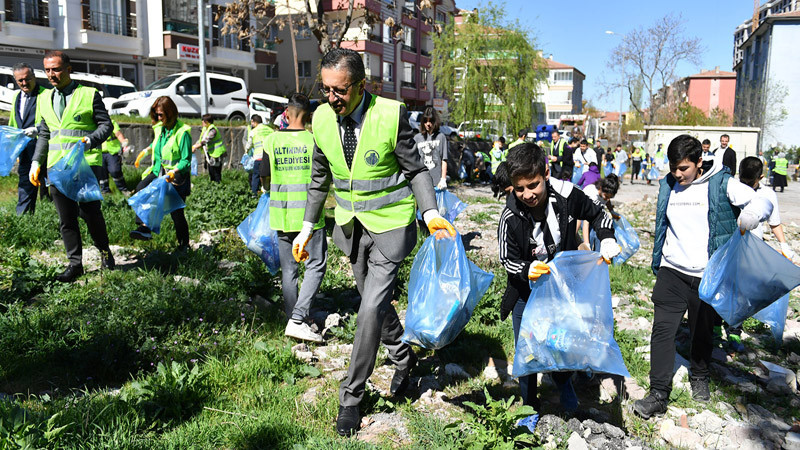 Altındağ Belediyesi'nde Temizlik Harekatı