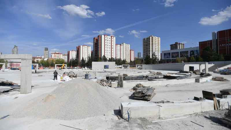Koru Mahallesi'ne Kapalı Otopark ve Kent Meydanı