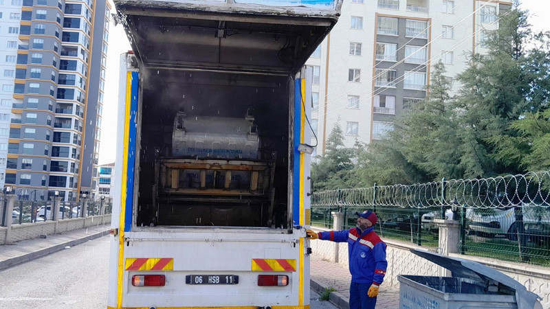 Sincan Dip Köşe Pırıl Pırıl Temizleniyor