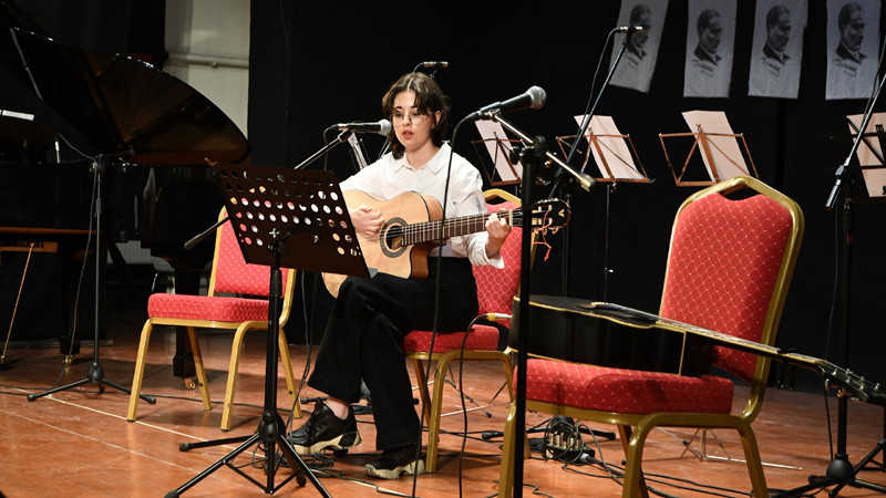 Mamak Belediyesi Kursiyerlerinden Müzik Ziyafeti