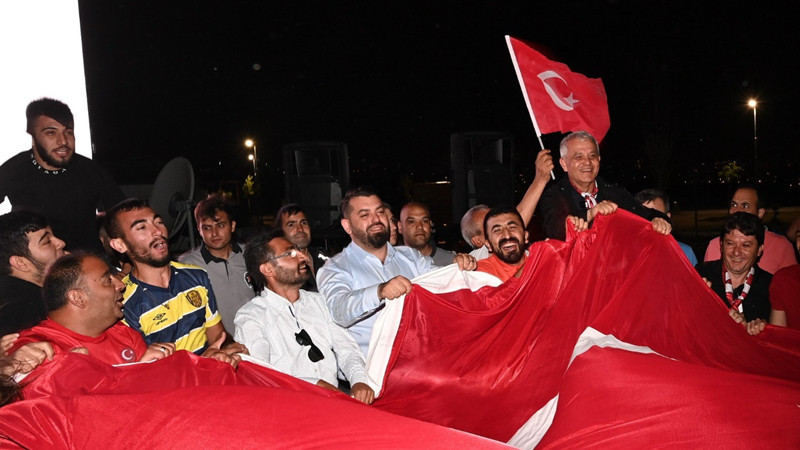 Mamak, Millilerin Maçında Tek Yürek Oldu