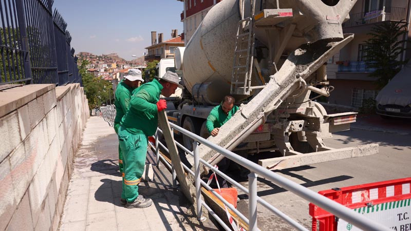 Çankaya'nın Merdivenli Yolları Yenileniyor