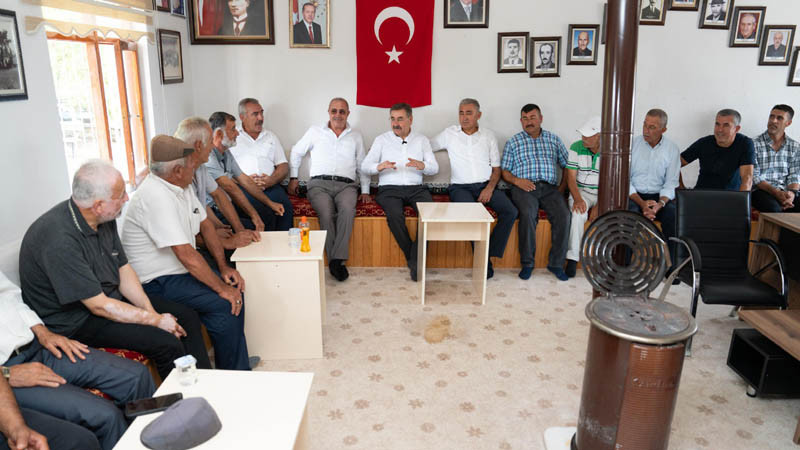 Hallaçlı Mahallesi'nde Bilgilendirme Toplantısı Yapıldı