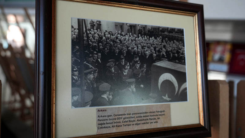 Keçiören'de Atatürk Sergisi Ziyaretçilerini Ağırlıyor