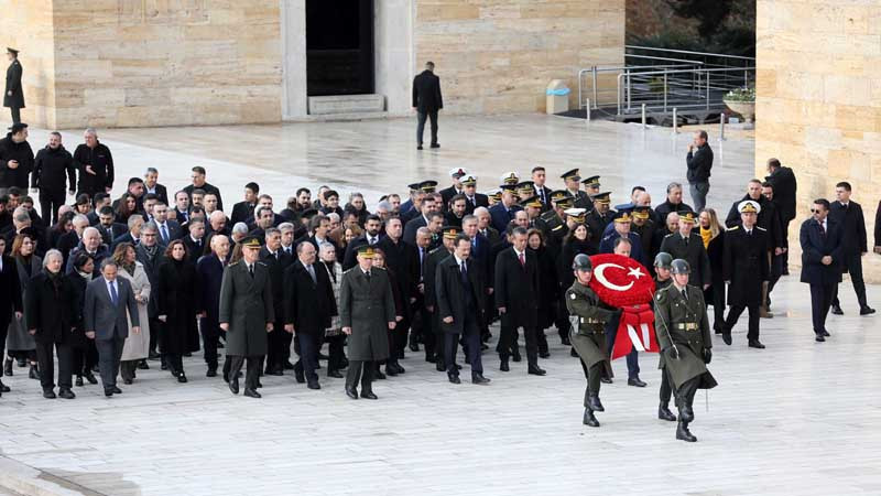 İsmet İnönü Mezarı Başında Anıldı