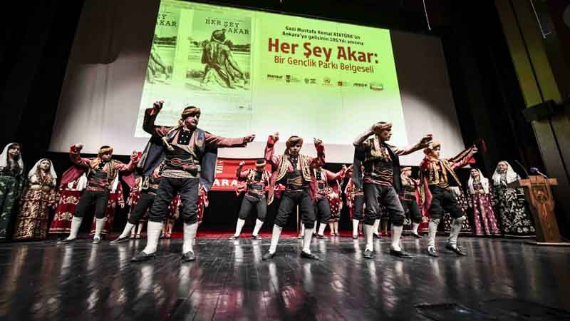 'Her Şey Akar' Belgeseli Yoğun İlgi Gördü