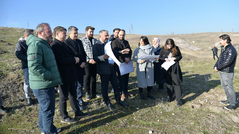 Pursaklar Belediye Başkanı Yeni Projeler İçin Sahaya İndi