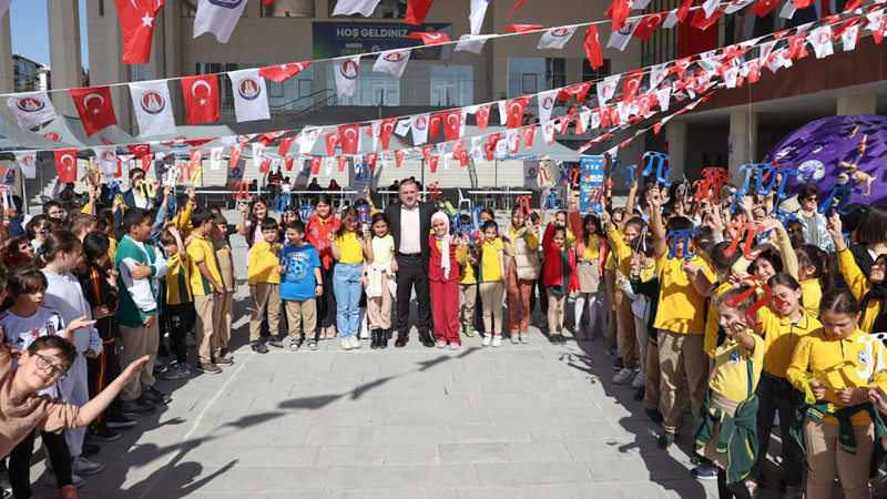 Sincan'da Dünya Matematik Günü Etkinliği