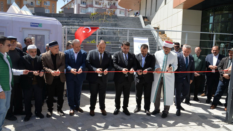 Kahramankazan'da Metin Atlı Merkez Yeni Cami Açıldı