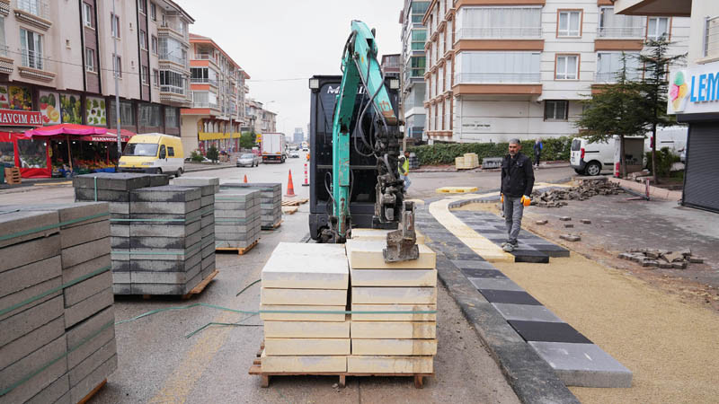 Keçiören Belediyesi Kaldırımları Yeniliyor