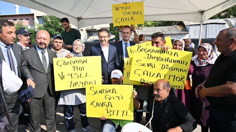 Altındağ'da Belediye İşçilerine Veysel Tiryaki'den Müjde