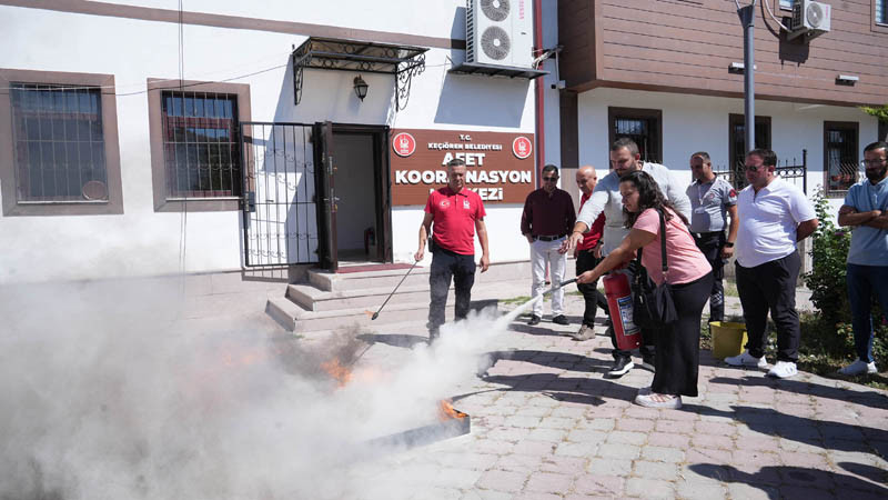Keçiören'de Personele Afet ve Yangın Eğitimi