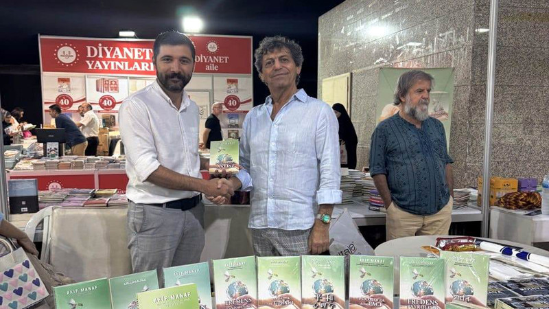 Akif Manaf'ın 'Barış Psikolojisi' Kitabı Kürtçe Yayınlandı