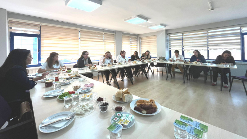OSİAD'ın Kadın Üyeleri Kahvaltıda Buluştular
