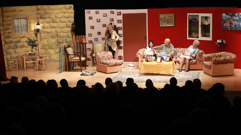 Keçiören'de 'Babam Geri Döndü' Oyunu Sahnelendi