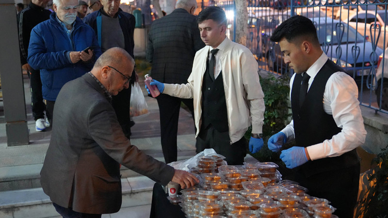 Keçiören'de Ulu Önder Atatürk İçin Mevlid-i Şerif Okutuldu