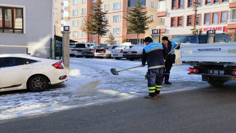 Pursaklar'da Buzlanmaya Karşı Önlem Alınıyor