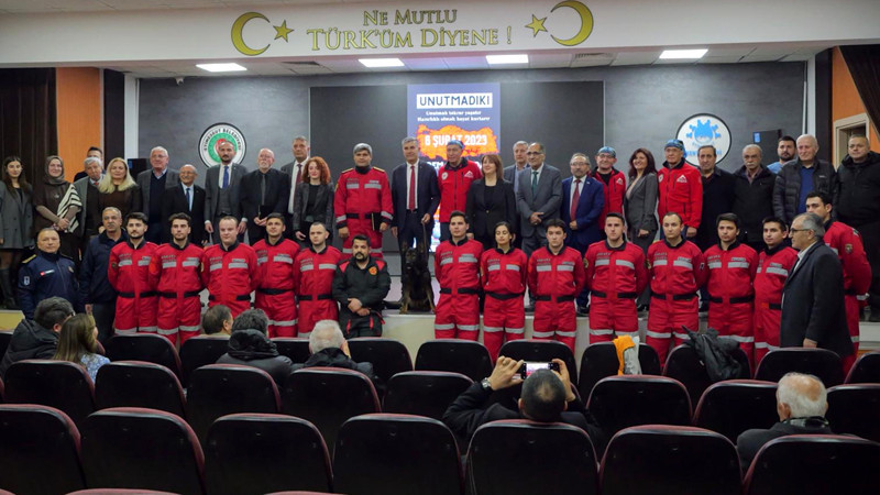 Etimesgut'ta Deprem Farkındalığı Paneli Düzenlendi