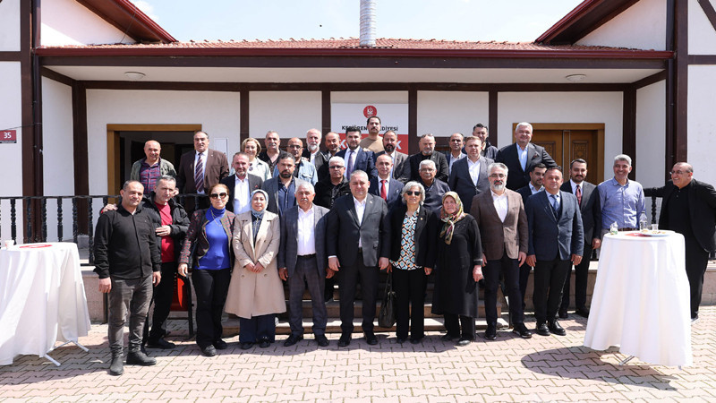 Keçiören Belediyesi'nden Çiftçilere Fide Desteği
