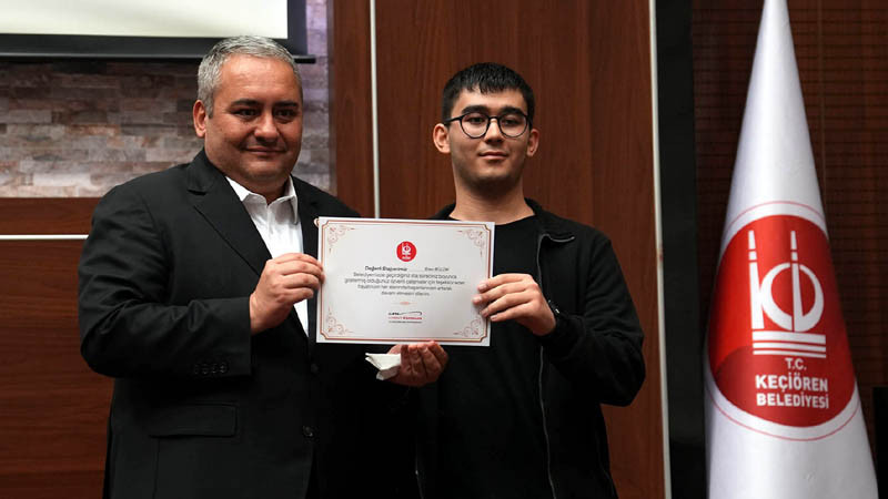 Keçiören Belediyesi'nde Sertifika Töreni